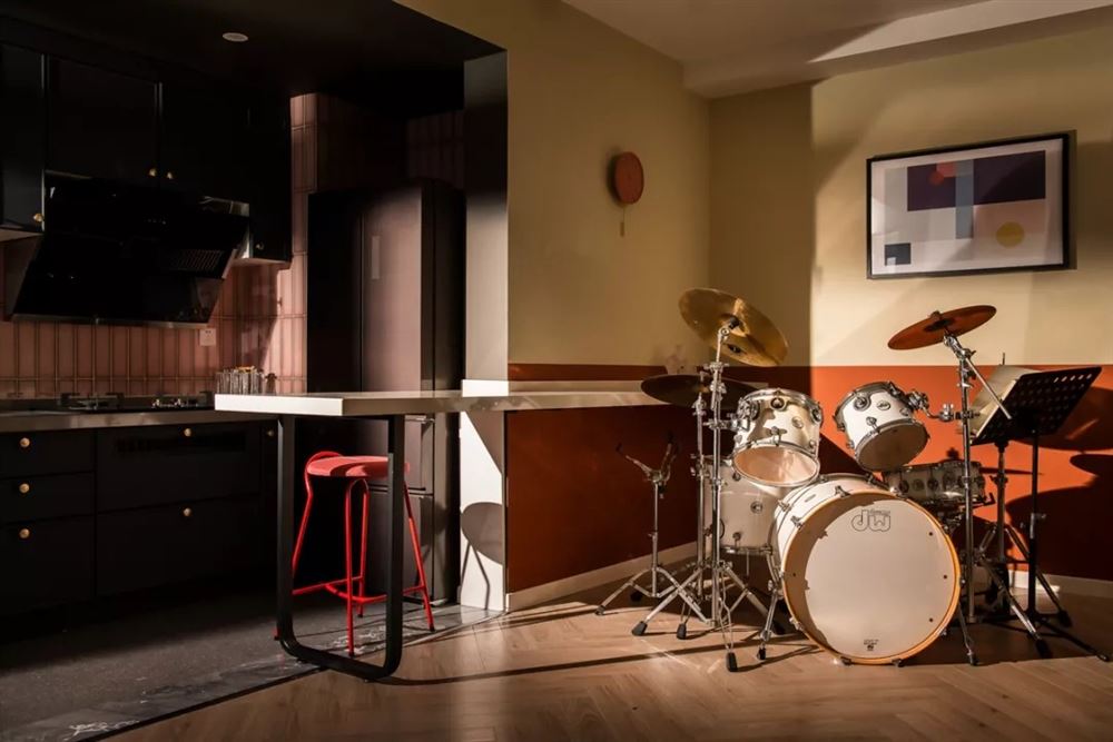 茂名市九龍湖現代簡約風格三居室裝修案例