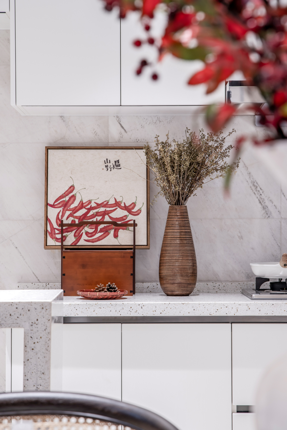 新中式風格室內家裝案例效果圖-餐邊柜 新中式風格室內家裝案例效果圖-餐邊柜