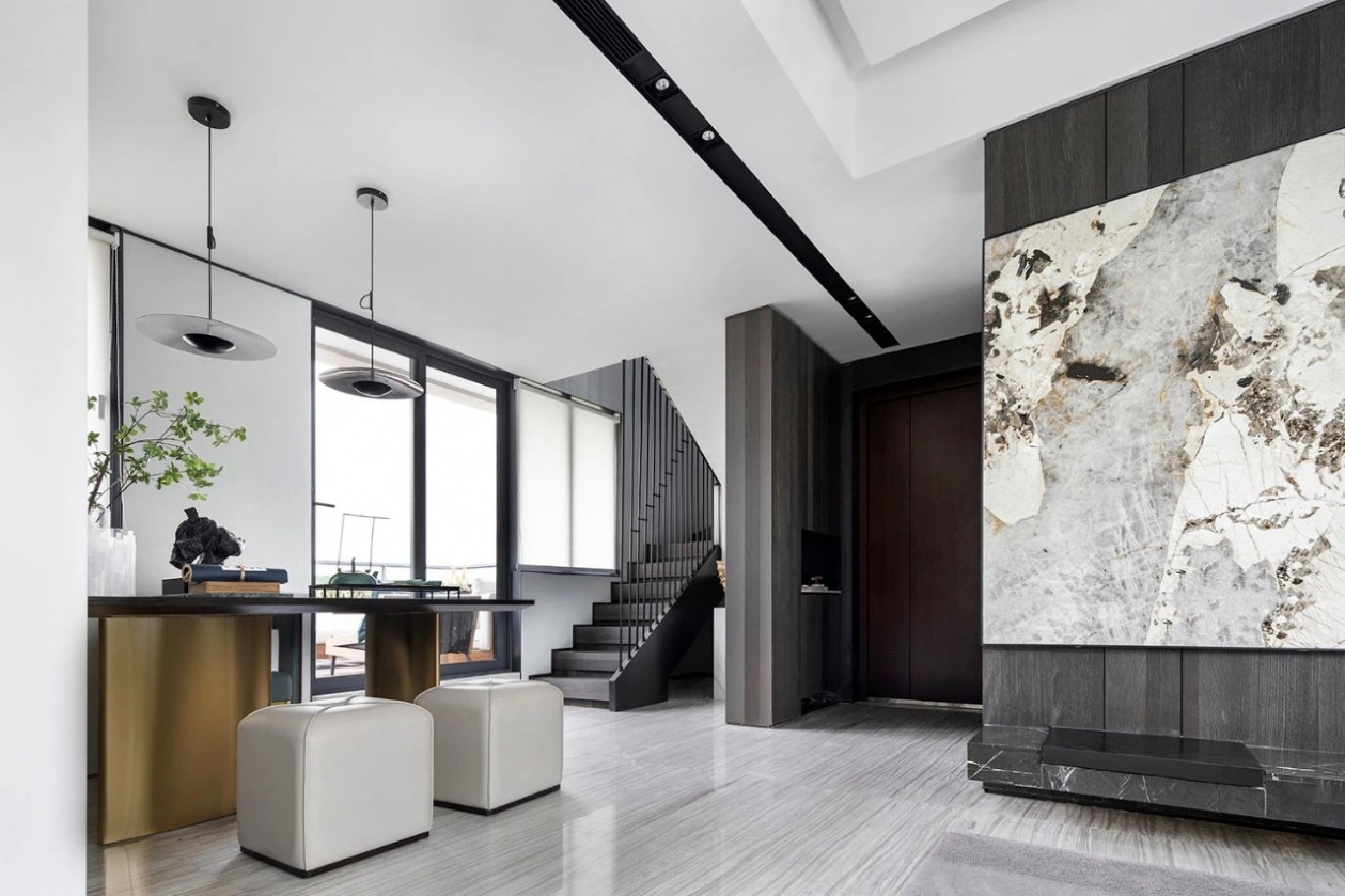 現代輕奢風格室內家裝案例效果圖-入戶玄關 現代輕奢風格室內家裝案例效果圖-入戶玄關