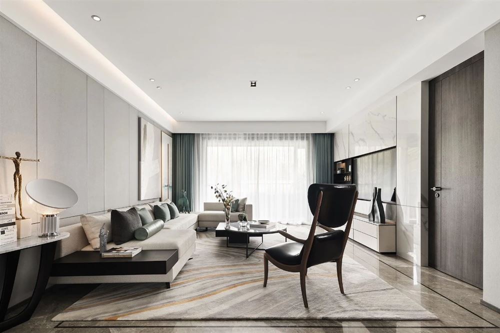 佛山市保利中央公園輕奢風格四居室裝修案例