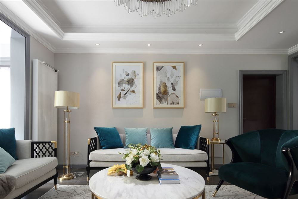 惠州市中天彩虹城輕奢風格三居室裝修案例