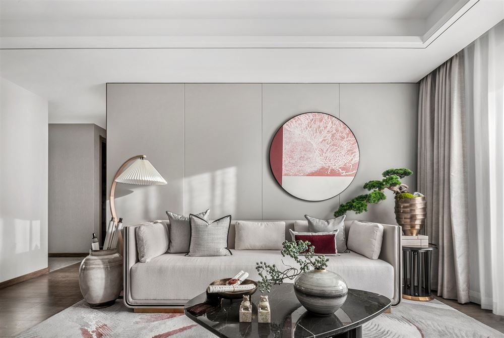 湛江市西粵京基城三期輕奢風格三居室裝修案例