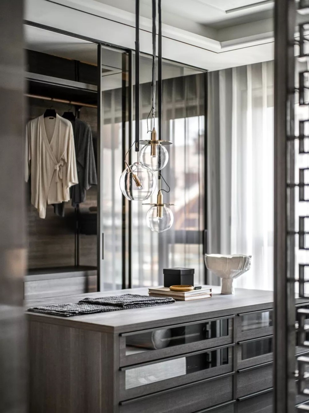 新古典風格室內(nèi)設計家裝案例-衣帽間 新古典風格室內(nèi)設計家裝案例-衣帽間