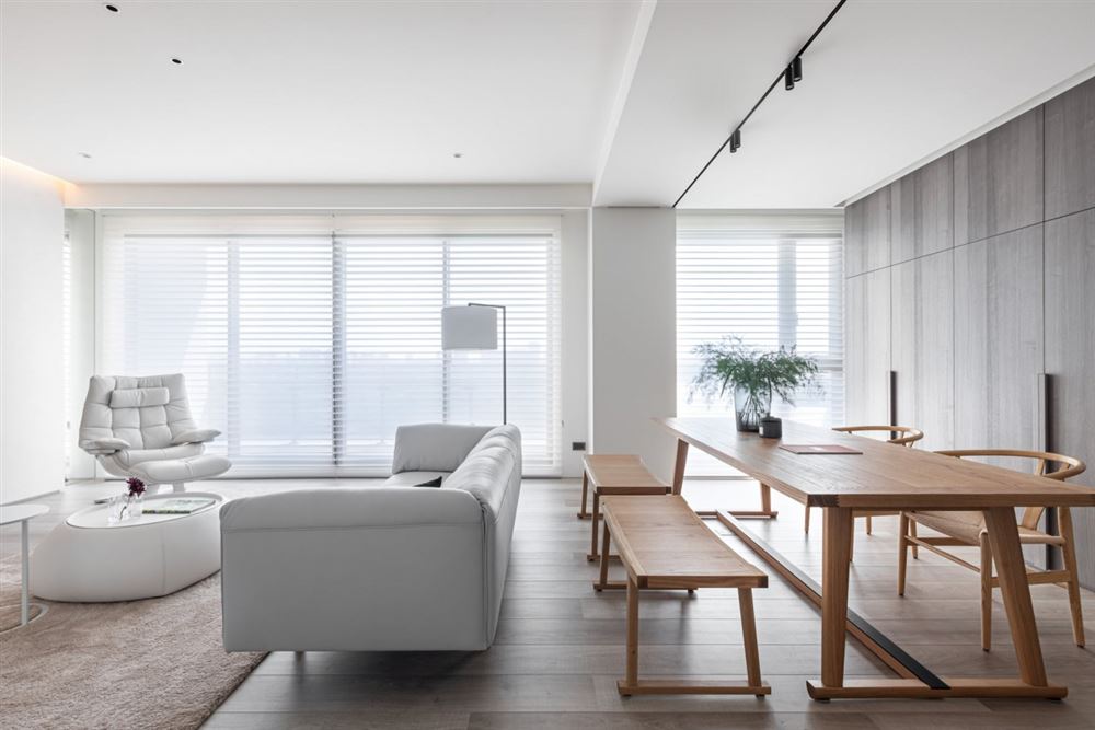 佛山市招商曦岸現(xiàn)代簡約風格四居室裝修案例