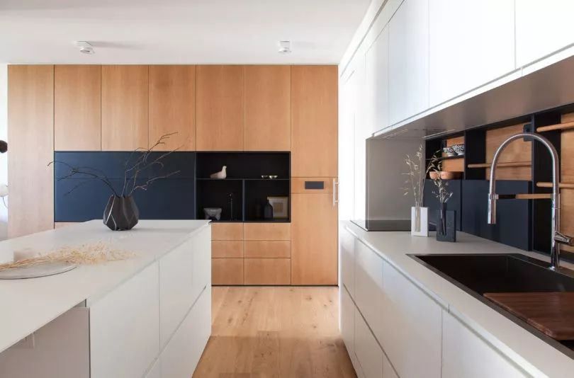 昭通市太陽湖小區歐式風格三居室裝修案例