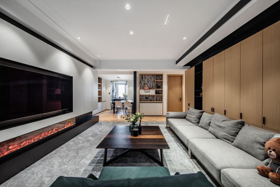 江門市寶源坊現(xiàn)代簡(jiǎn)約風(fēng)格四居室裝修案例