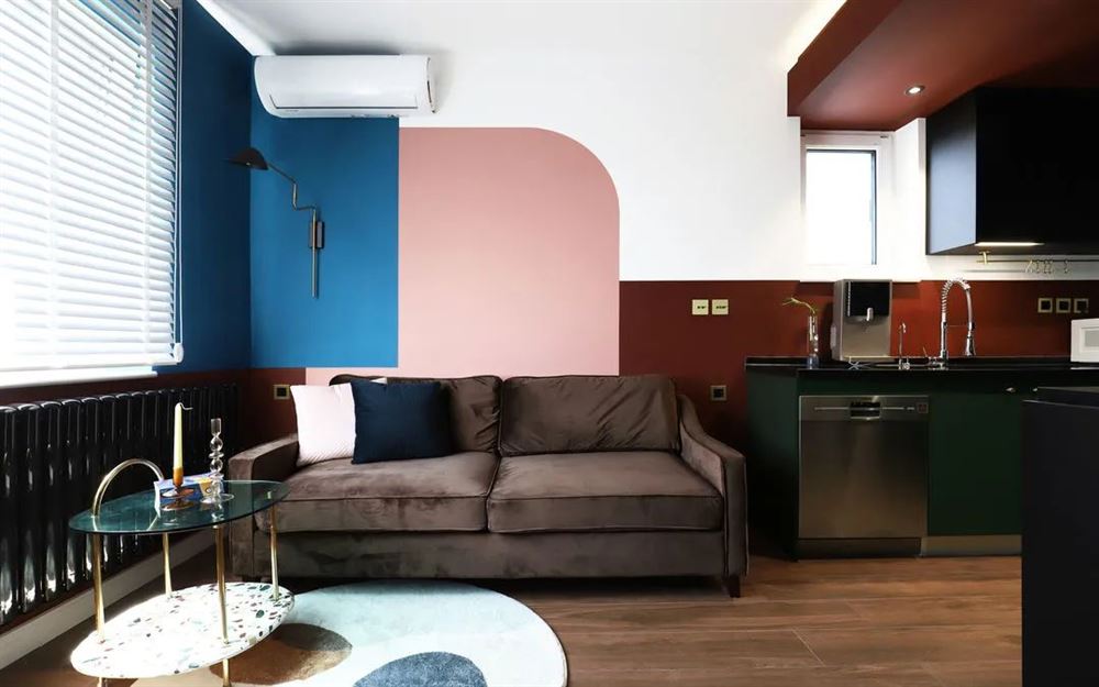 昭通市樂居小區(qū)現(xiàn)代風(fēng)格三居室裝修案例