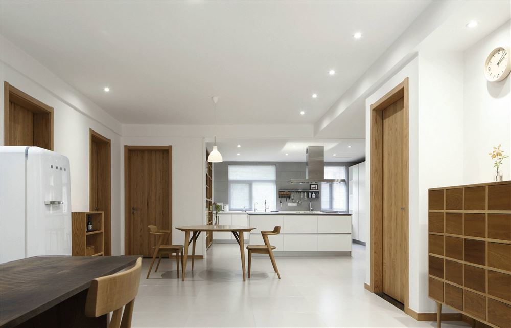 茂名市城南三區(qū)其他三居室裝修案例